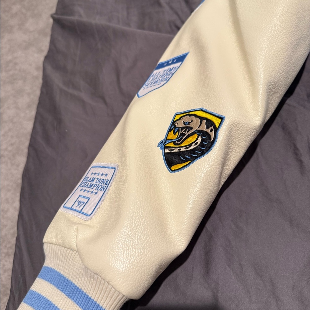 Kobe Bryant Mamba Legend Varsity Jacket w/patches - Picture 6 of 6